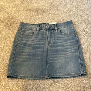 Brand new denim skirt size 14 girls